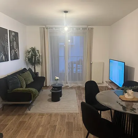 Cosy House à 6 Min Du Rer A Et Psa * Carrières-sous-Poissy